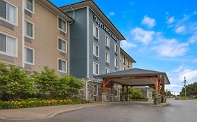 Days Inn & Suites By Wyndham Lindsay  3* Canada